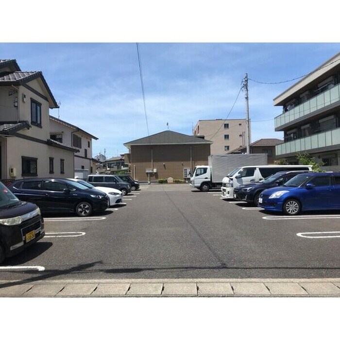 パークハイツの物件外観写真