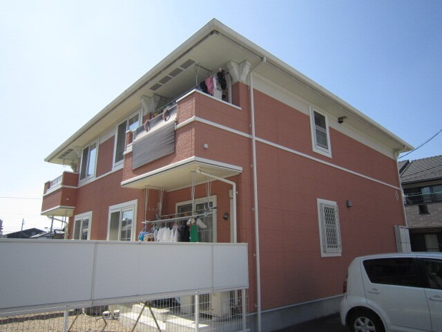 サニ－クロ－ヴＢの物件外観写真