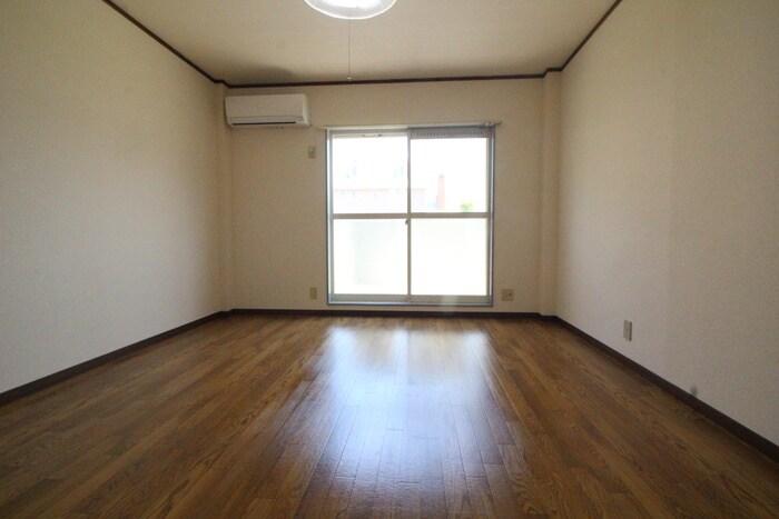 サープラスワン幸の物件内観写真