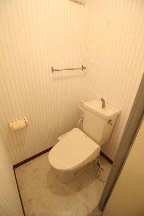 サープラスワン幸の物件内観写真