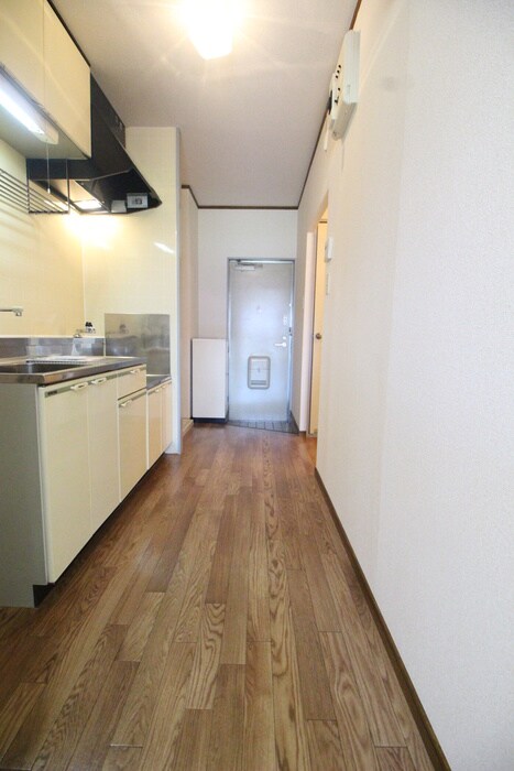 サープラスワン幸の物件内観写真