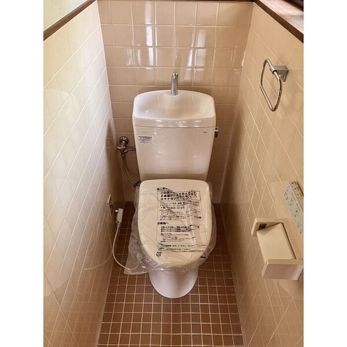 名東区高針4丁目戸建の物件内観写真