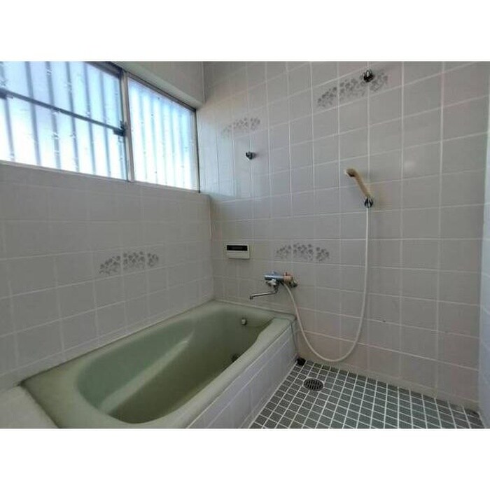 緑区大高町小坂のお家の物件内観写真