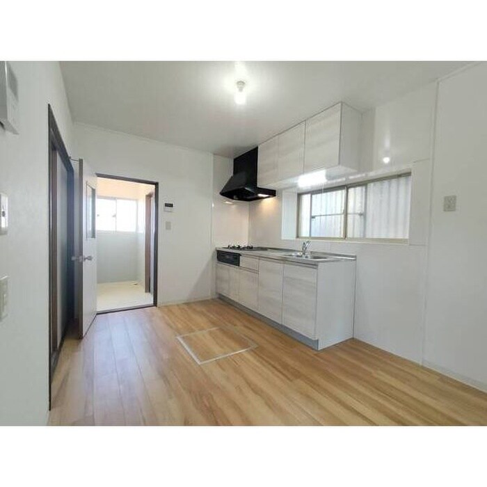 緑区大高町小坂のお家の物件内観写真