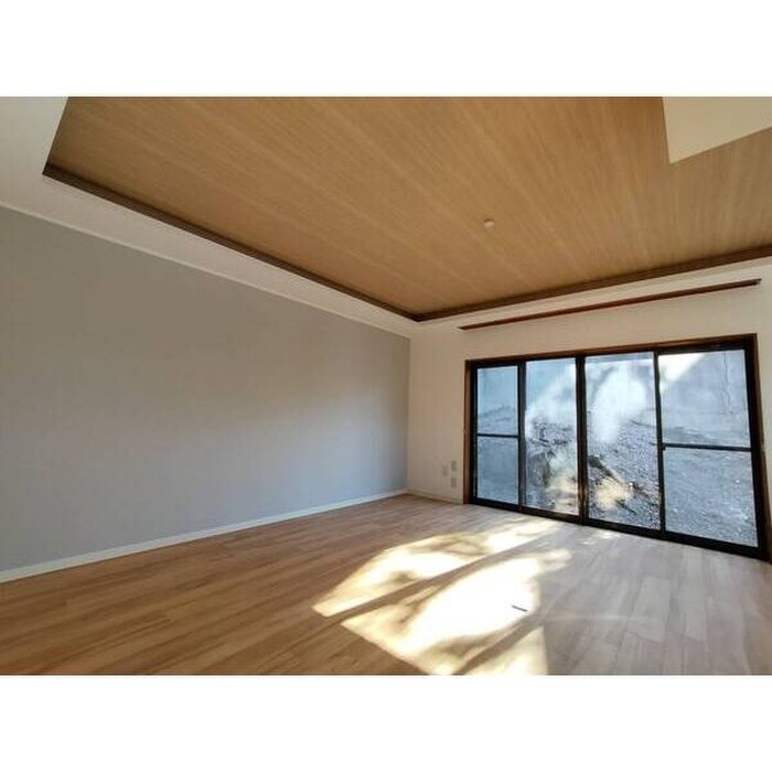 緑区大高町小坂のお家の物件内観写真