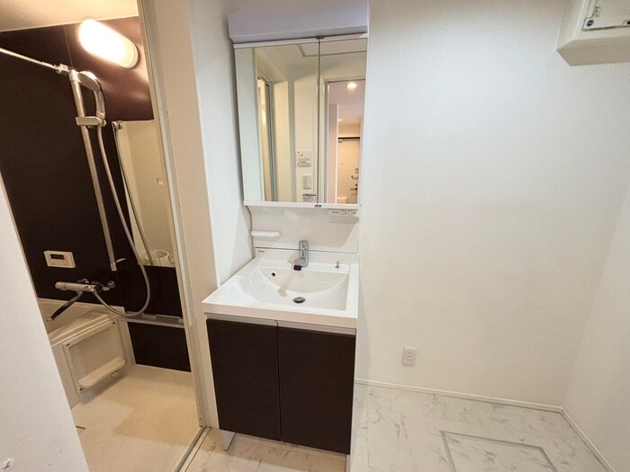 コスモハイツ安城Bの物件内観写真