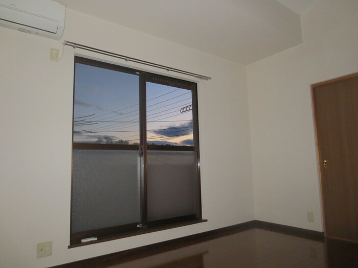 ヴィラパ－クⅡの物件内観写真