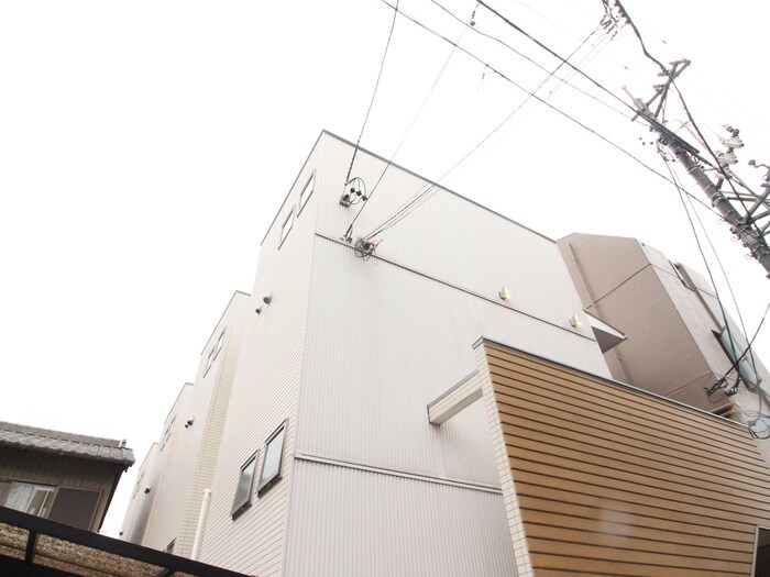 Win荒子の物件外観写真