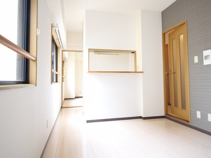 第三奥村マンションの物件内観写真