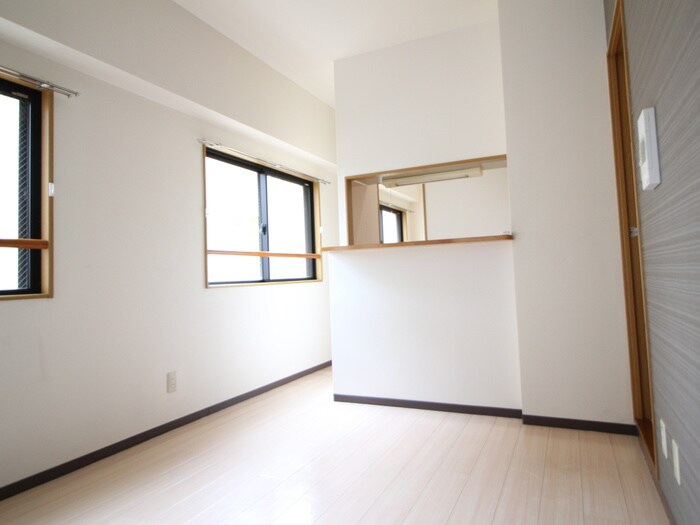 第三奥村マンションの物件内観写真