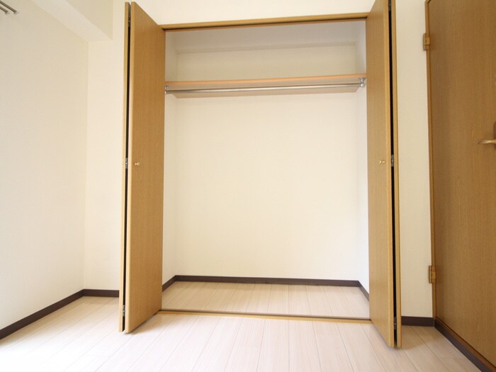 第三奥村マンションの物件内観写真