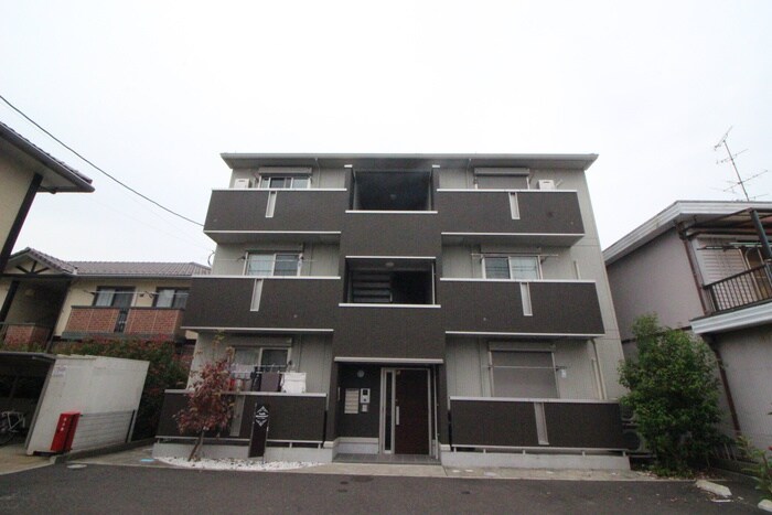 ファミール南山Cの物件外観写真