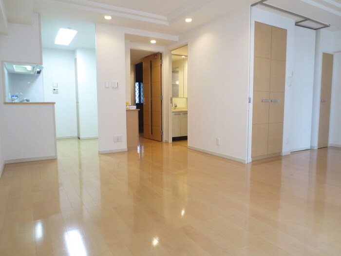 レジディア泉の物件内観写真