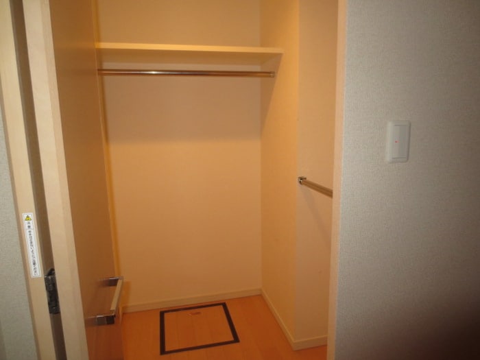 レジディア泉の物件内観写真