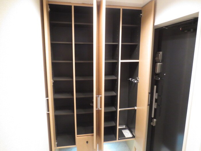 レジディア泉の物件内観写真