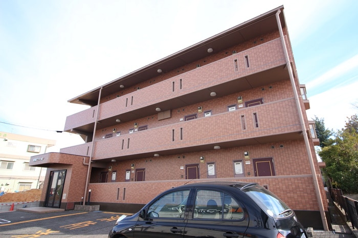 早河マンションの物件外観写真