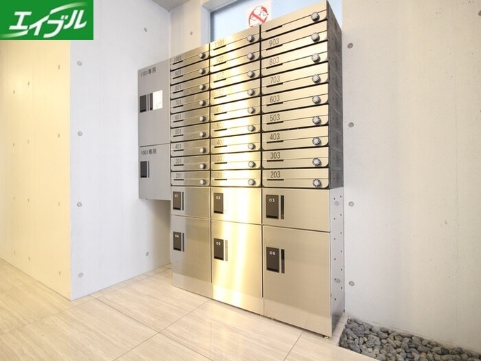 レジデンスT・L新栄の物件外観写真