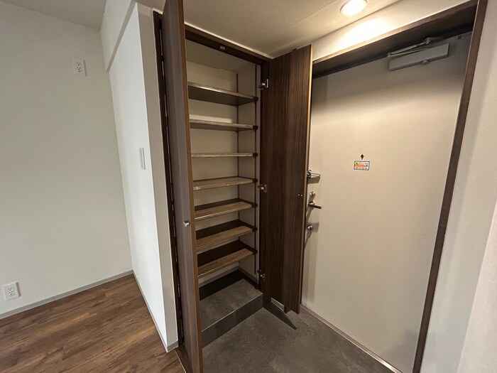 レジデンスT・L新栄の物件内観写真