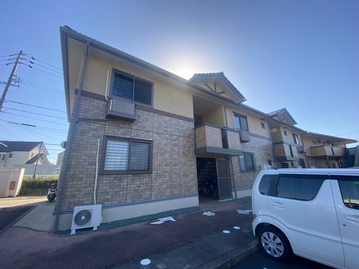 ボヌールⅠの物件外観写真