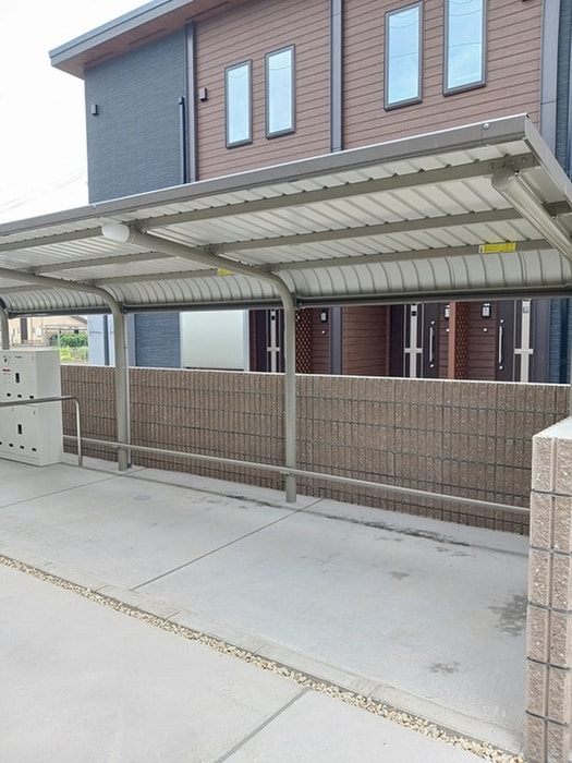 アドーラ　浅井　Ⅰ　の物件外観写真