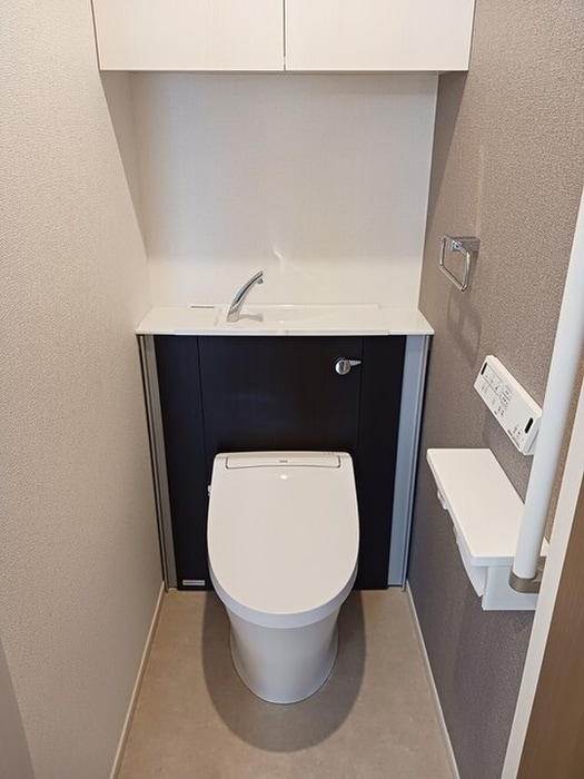 アドーラ　浅井　Ⅰ　の物件内観写真