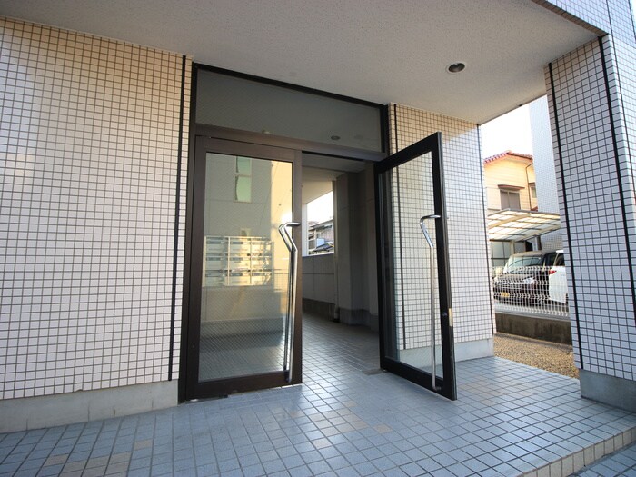 ダイナ－ズハイツの物件外観写真