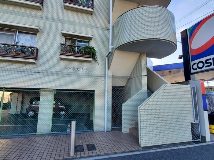 ハピネス関の物件外観写真