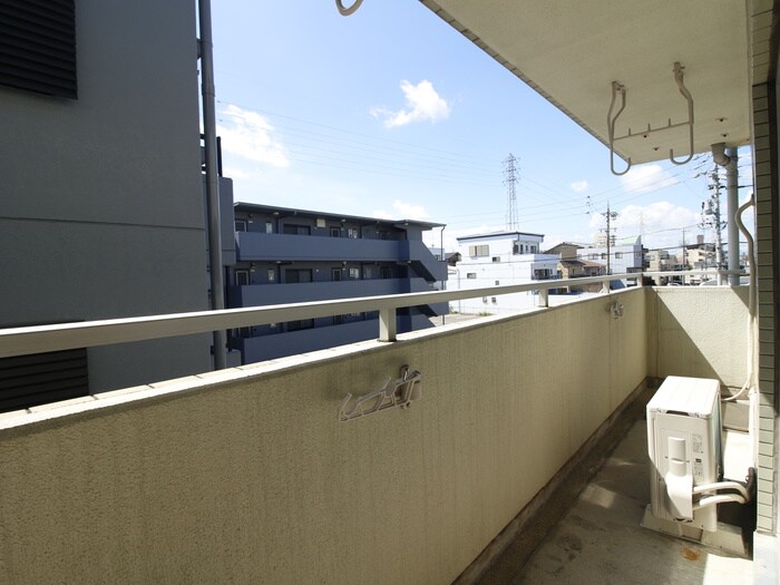 ハピネス関の物件内観写真