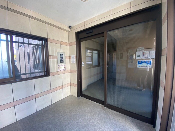 サンメゾン芳野の物件外観写真