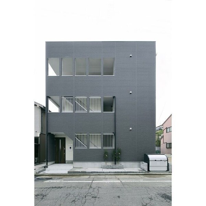 ジュネス稲葉地町の物件外観写真