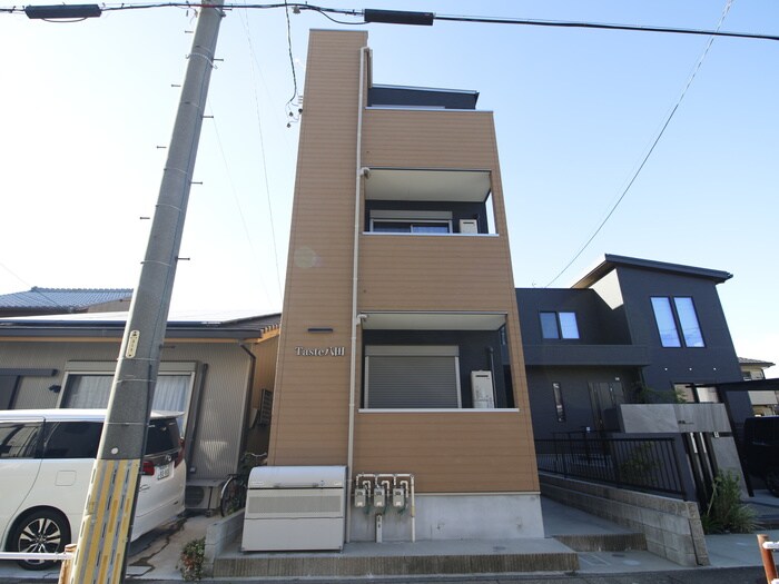 Taste八田の物件外観写真