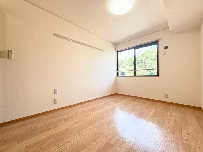 フロイデ山本の物件内観写真