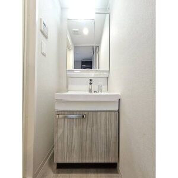 ﾃﾞｨｱﾚｲｼｬｽ名古屋浄心（1503）の物件内観写真