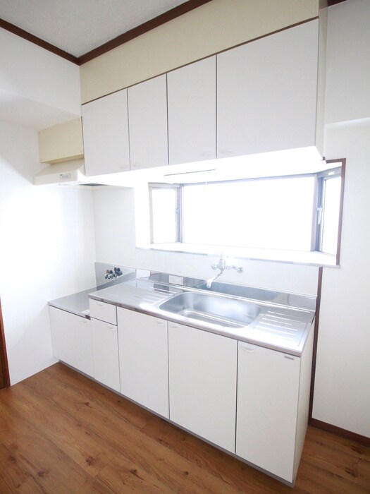 岡田マンションの物件内観写真