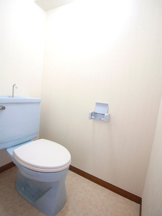 岡田マンションの物件内観写真