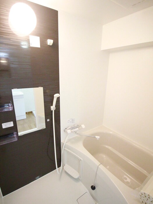 岡田マンションの物件内観写真