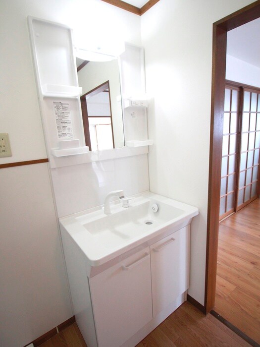 岡田マンションの物件内観写真