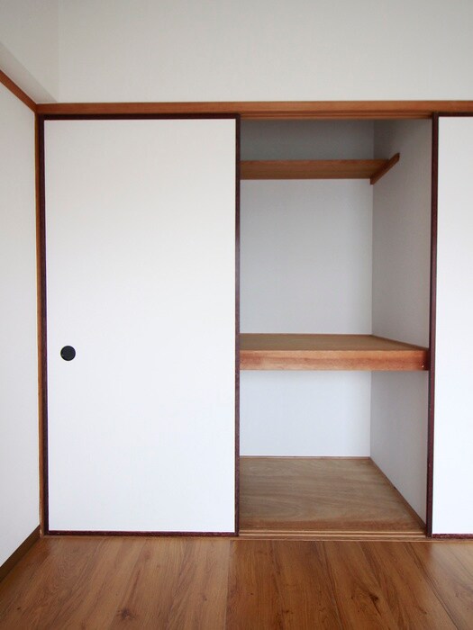 岡田マンションの物件内観写真