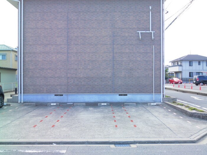 ハ－フ・ム－ンの物件外観写真