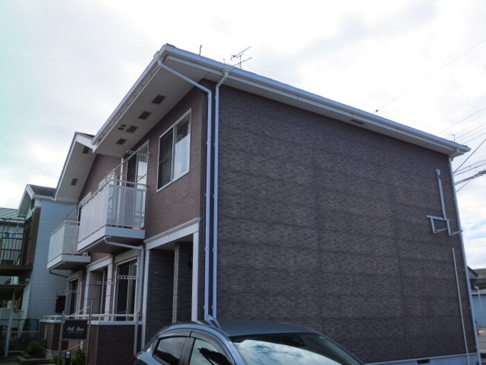 ハ－フ・ム－ンの物件外観写真