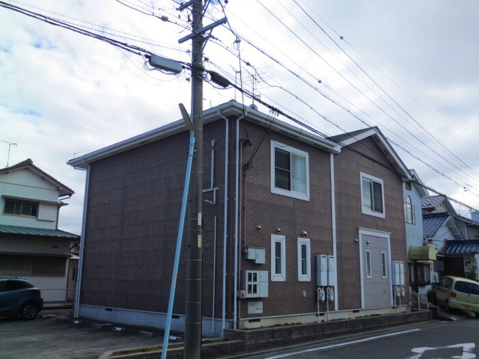 ハ－フ・ム－ンの物件外観写真