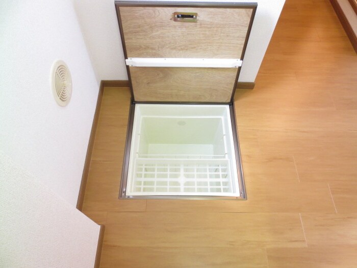 ハ－フ・ム－ンの物件内観写真