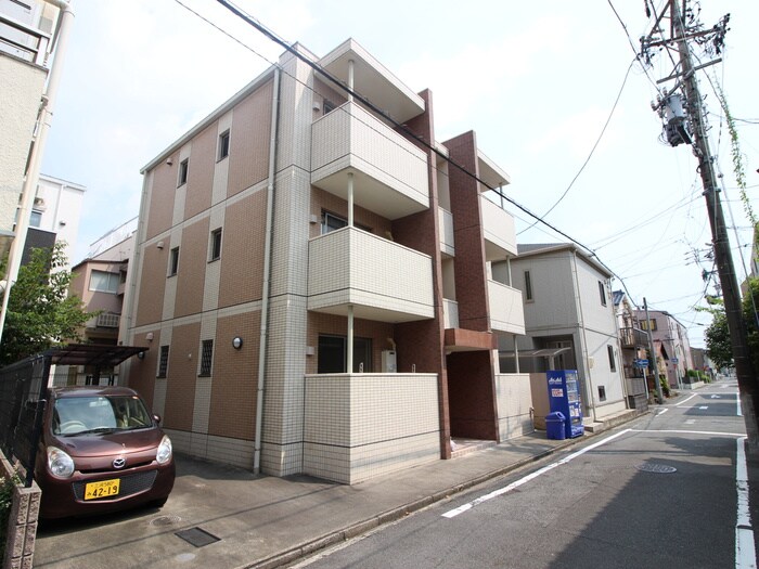 ヴィレッジFの物件外観写真