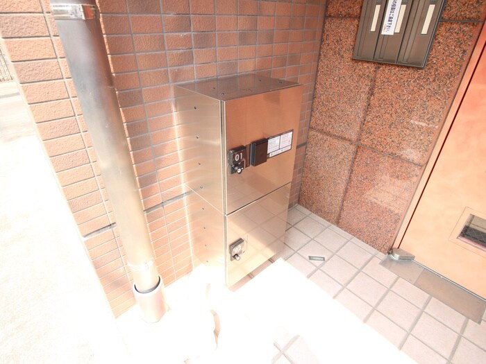 ヴィレッジFの物件外観写真