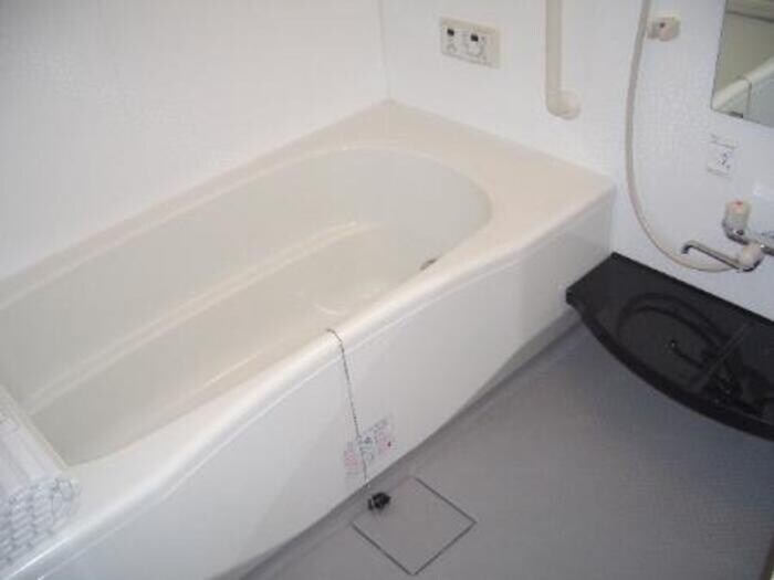 シャンポ－ル小碓の物件内観写真