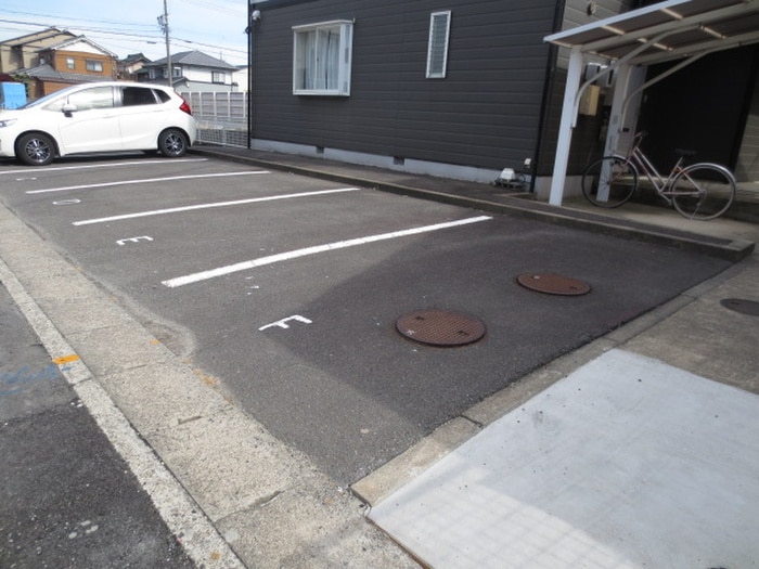 ハイツフロ－ラの物件外観写真