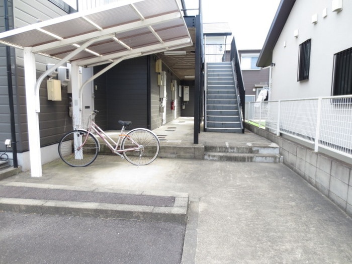 ハイツフロ－ラの物件外観写真