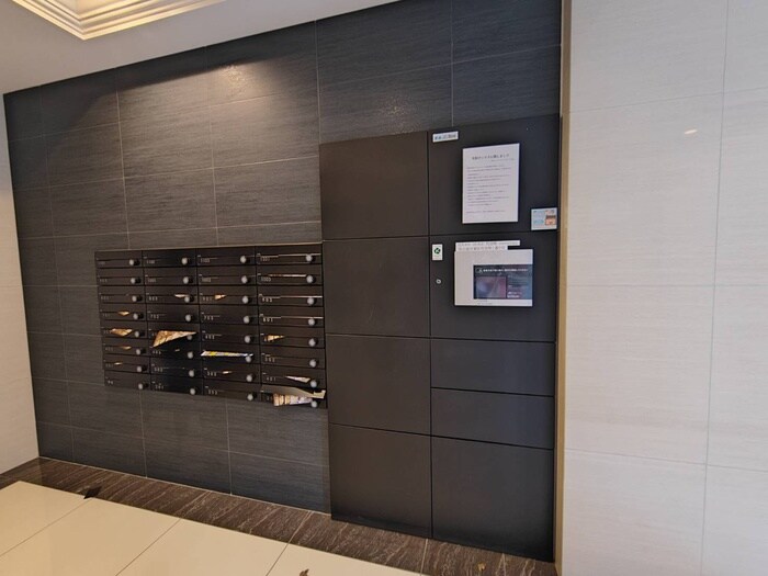 GRANDUKE代官町reversoの物件外観写真