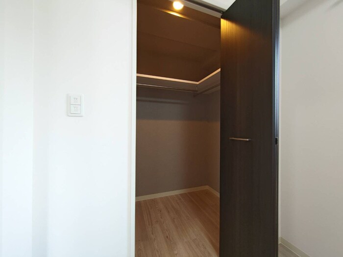 GRANDUKE代官町reversoの物件内観写真