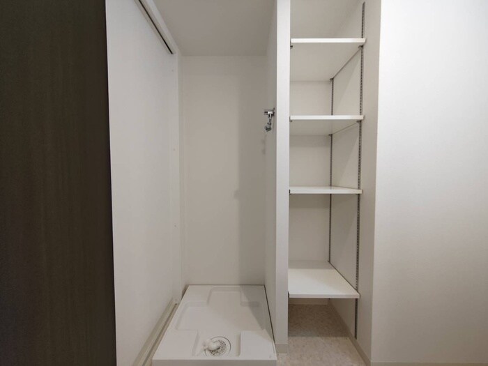 GRANDUKE代官町reversoの物件内観写真